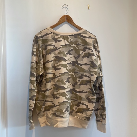Camo sweatshirt by George. Size XL, more like L. - Picture 2 of 2